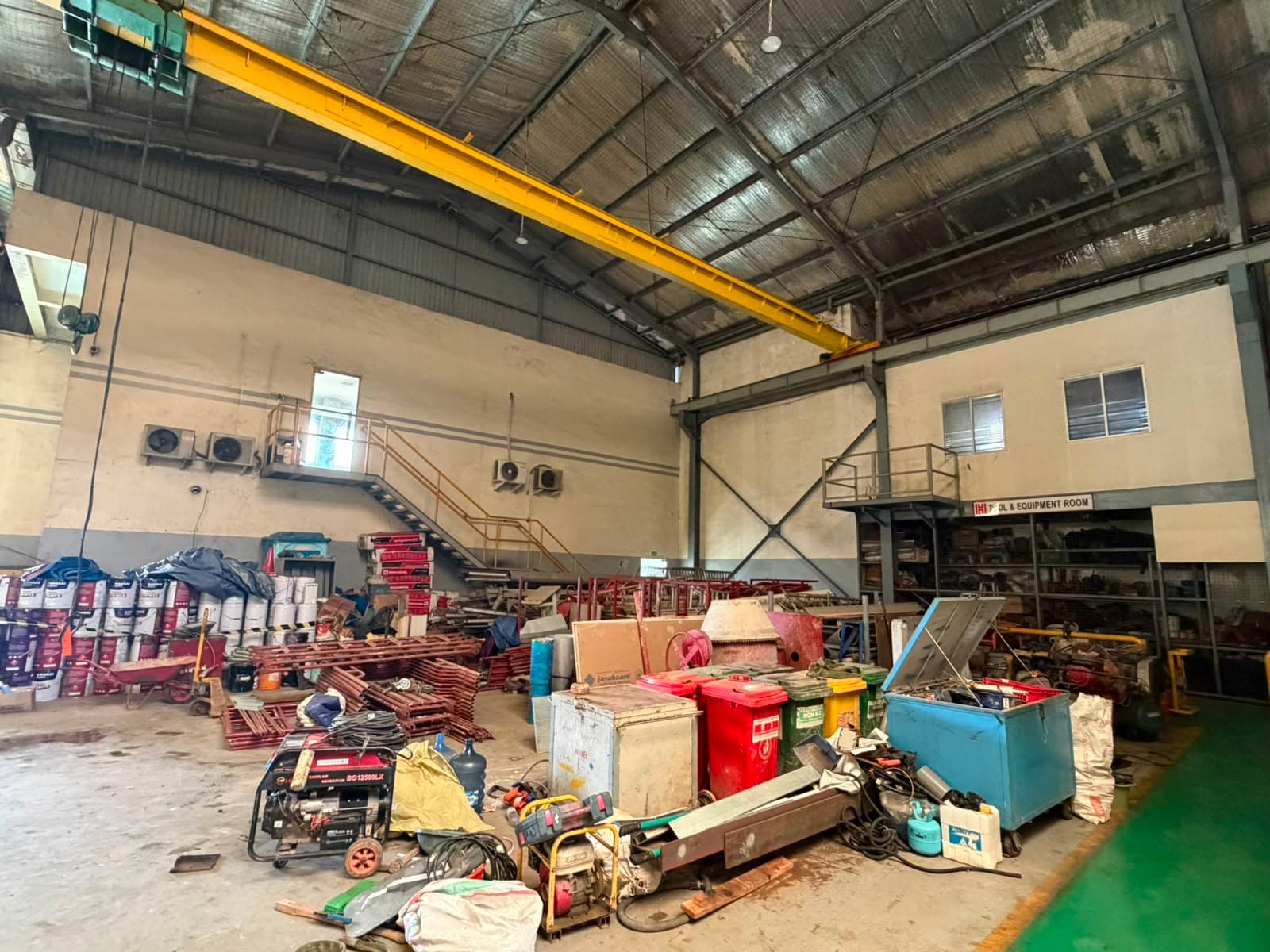 Heavy machinery and equipment in the workshop